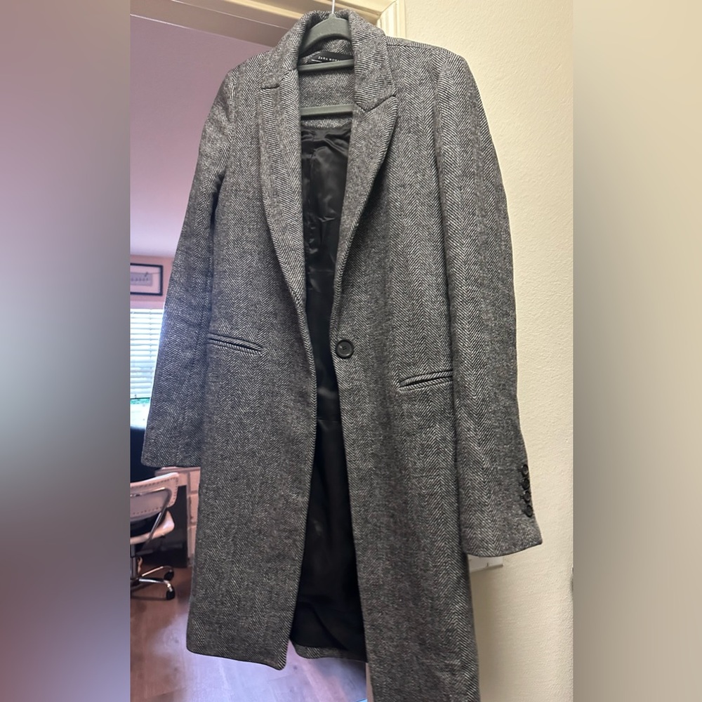 Zara women wool coat herringbone